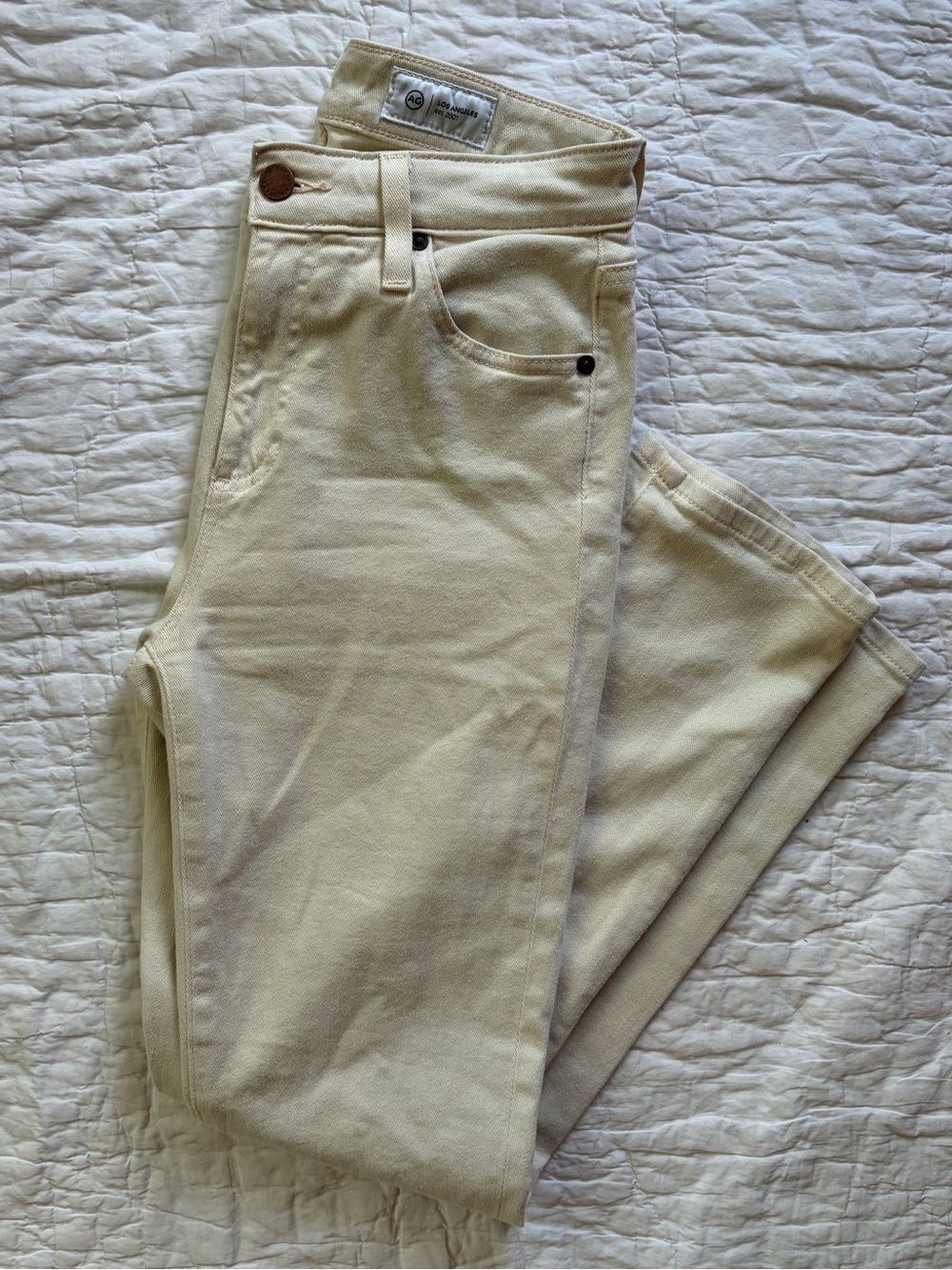AG Adriano Goldschmied Cream High Rise Jeans - Mari Crop Slim Straight